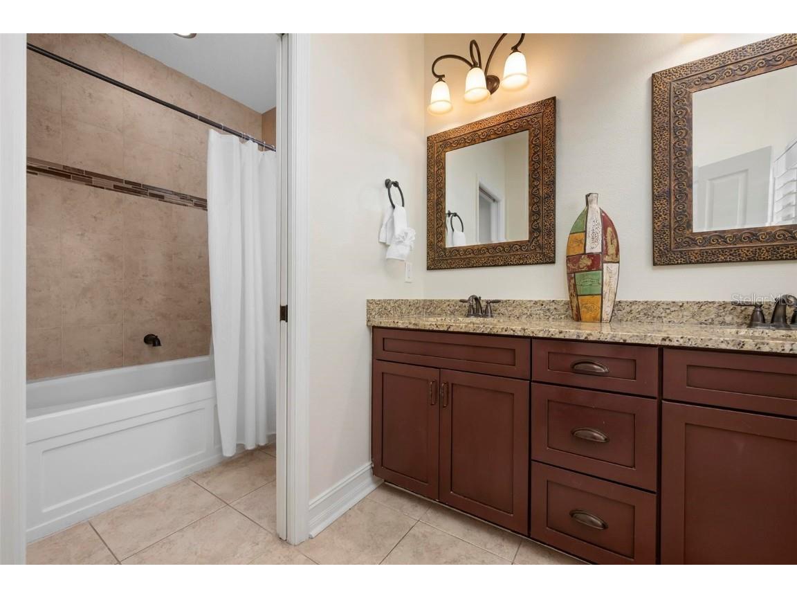 215 65th Street Holmes Beach FL 34217 A4652336 image32