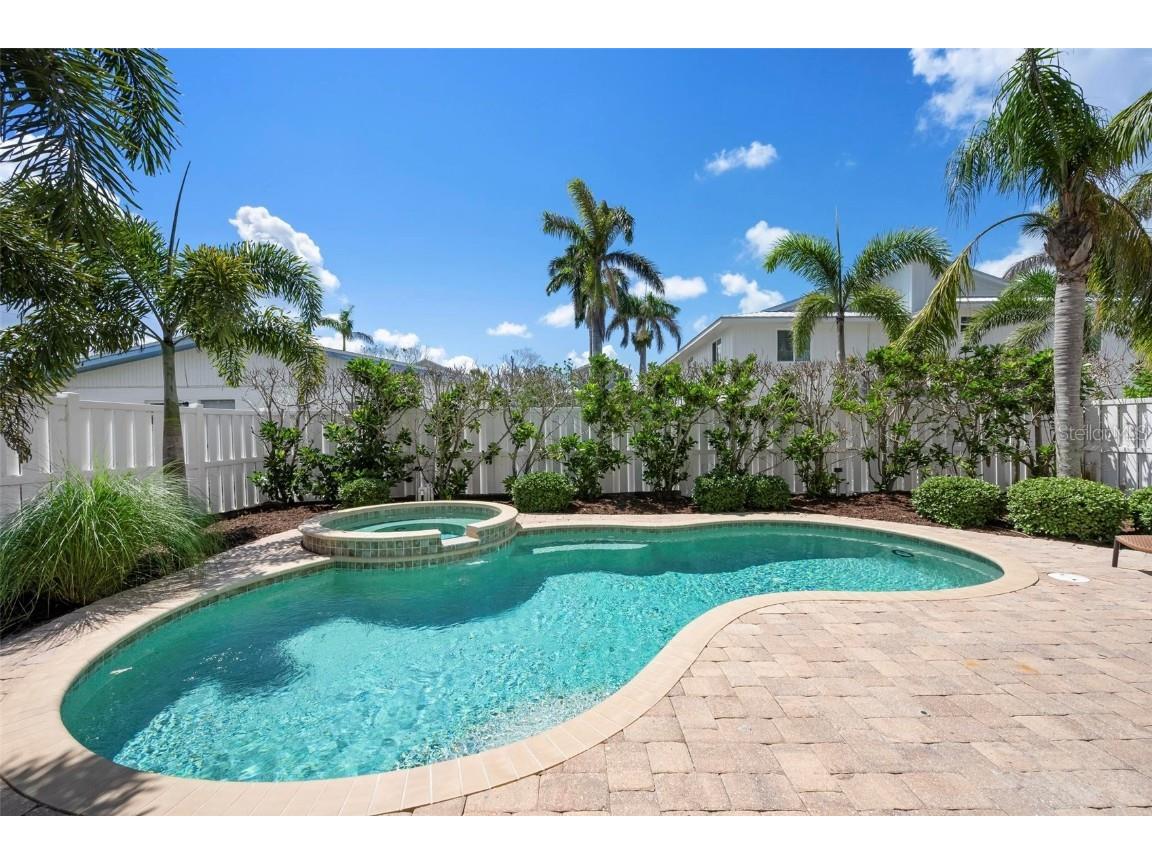 215 65th Street Holmes Beach FL 34217 A4652336 image50