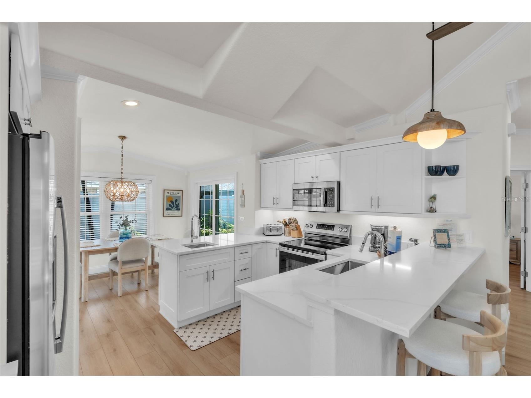 215 67th Street #6 Holmes Beach FL 34217 A4688457 image10