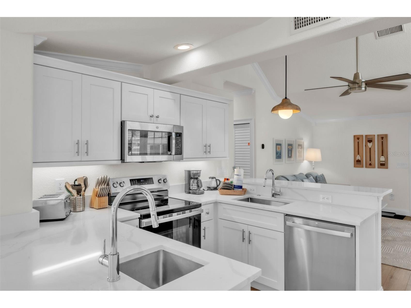 215 67th Street #6 Holmes Beach FL 34217 A4688457 image13