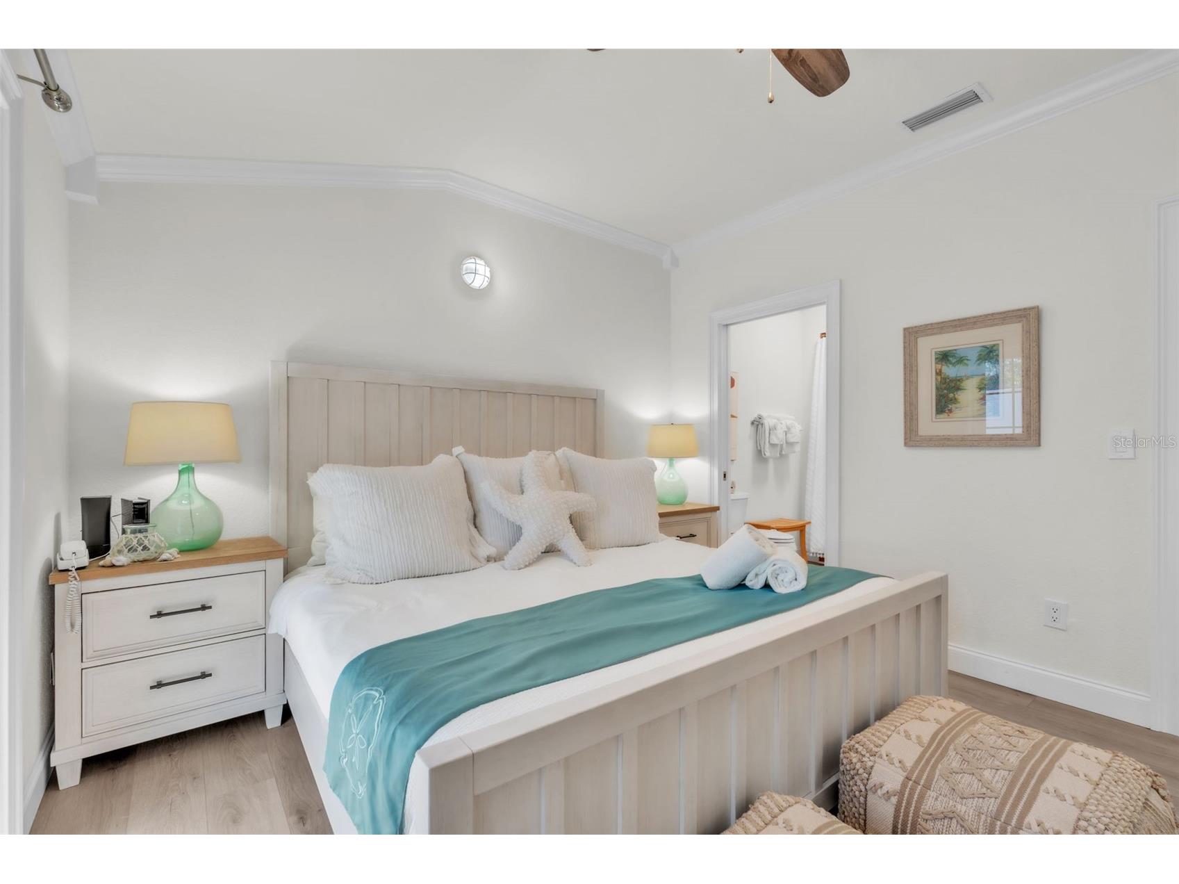 215 67th Street #6 Holmes Beach FL 34217 A4688457 image22