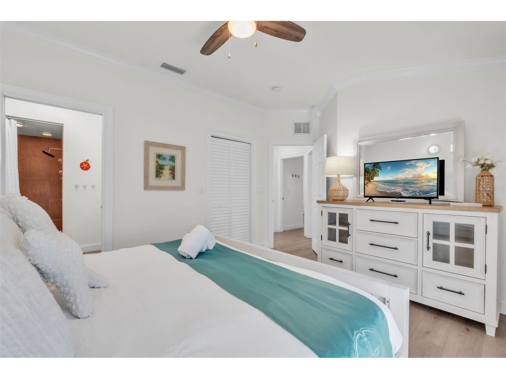 215 67th Street #6 Holmes Beach FL 34217 A4688457 image23