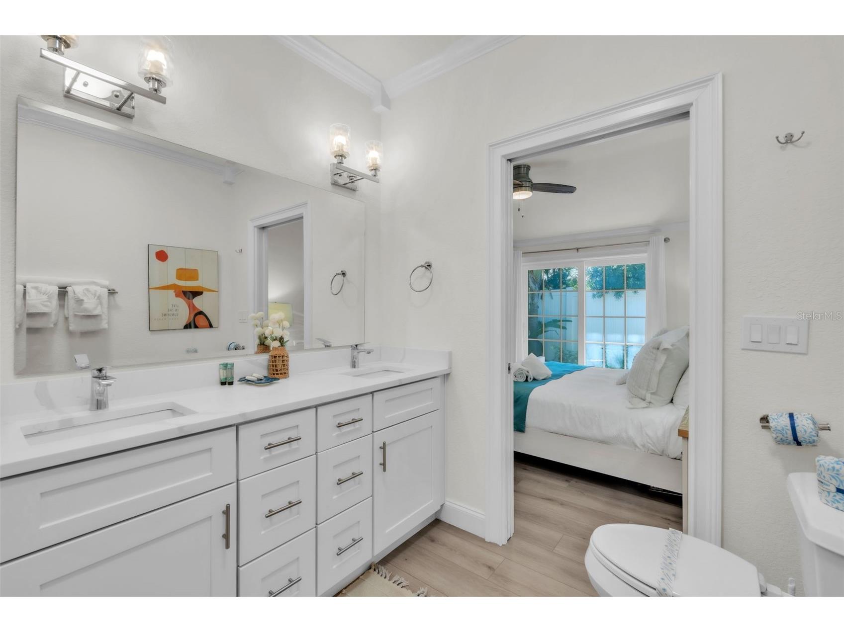 215 67th Street #6 Holmes Beach FL 34217 A4688457 image24