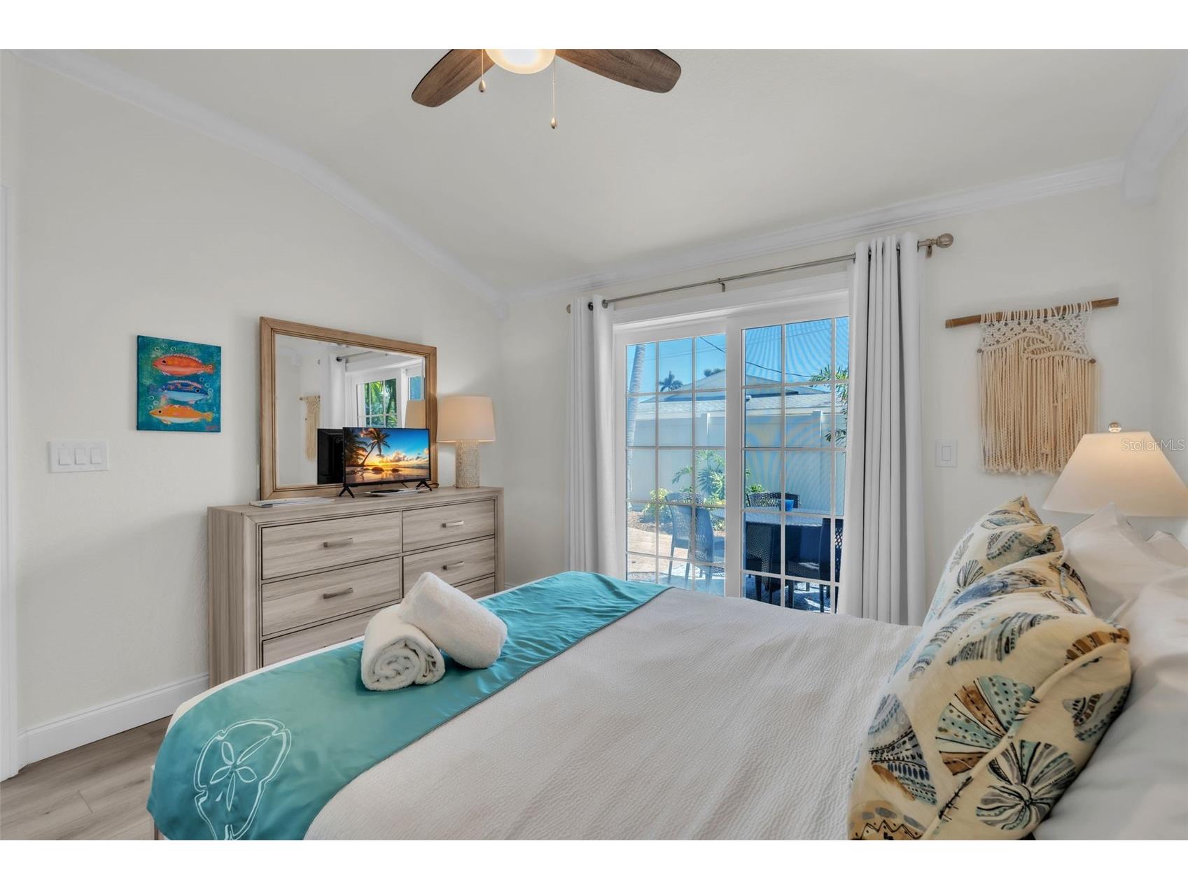 215 67th Street #6 Holmes Beach FL 34217 A4688457 image28