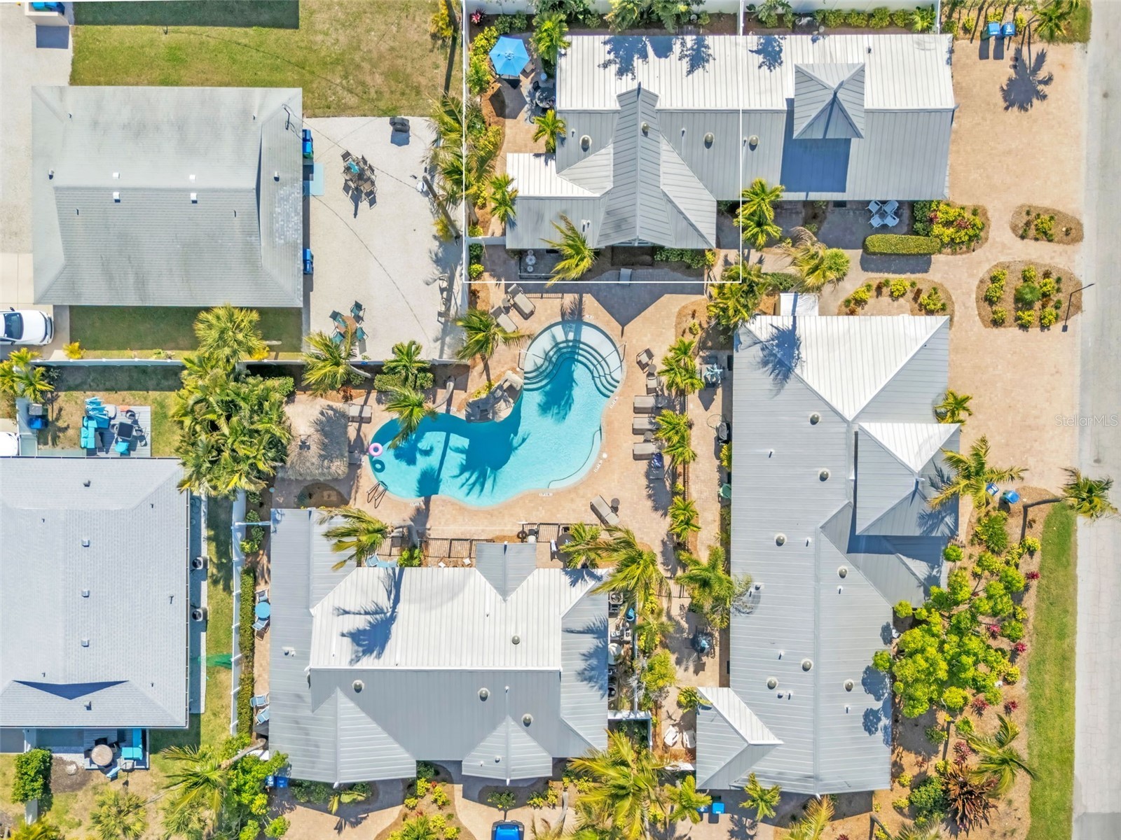 215 67th Street #6 Holmes Beach FL 34217 A4688457 image4
