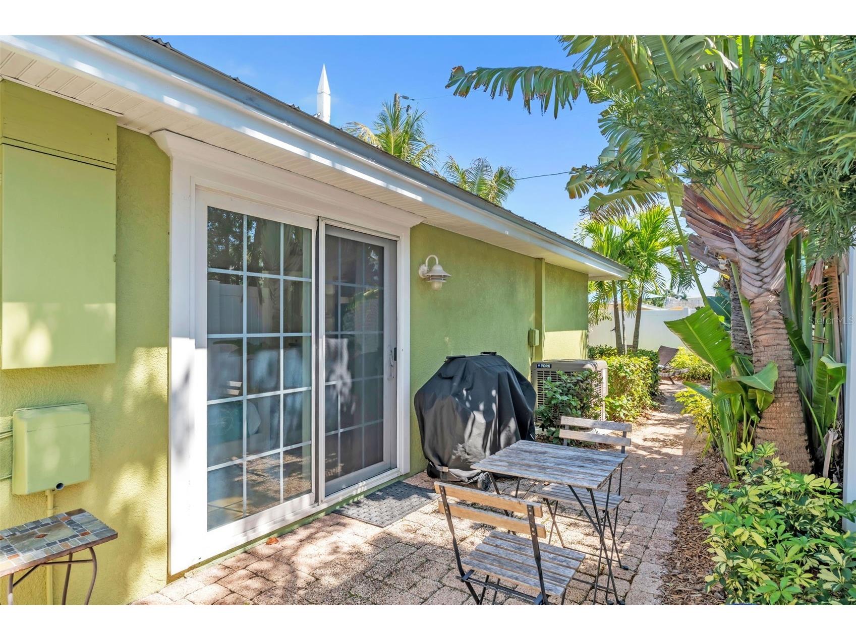 215 67th Street #6 Holmes Beach FL 34217 A4688457 image46