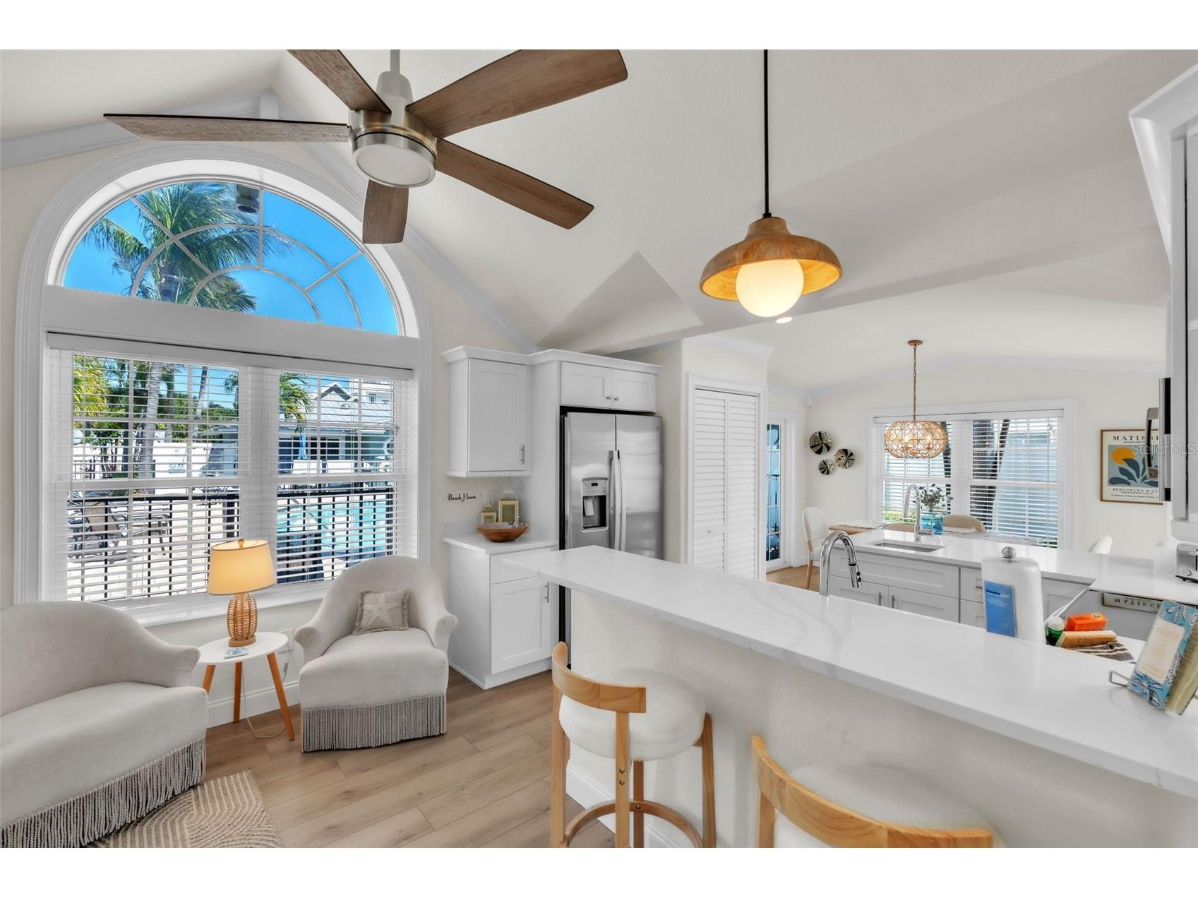215 67th Street #6 Holmes Beach FL 34217 A4688457 image8