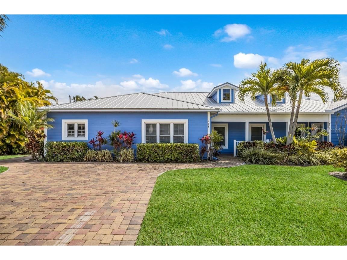 215 75th Street Holmes Beach FL 34217 A4565771 image1