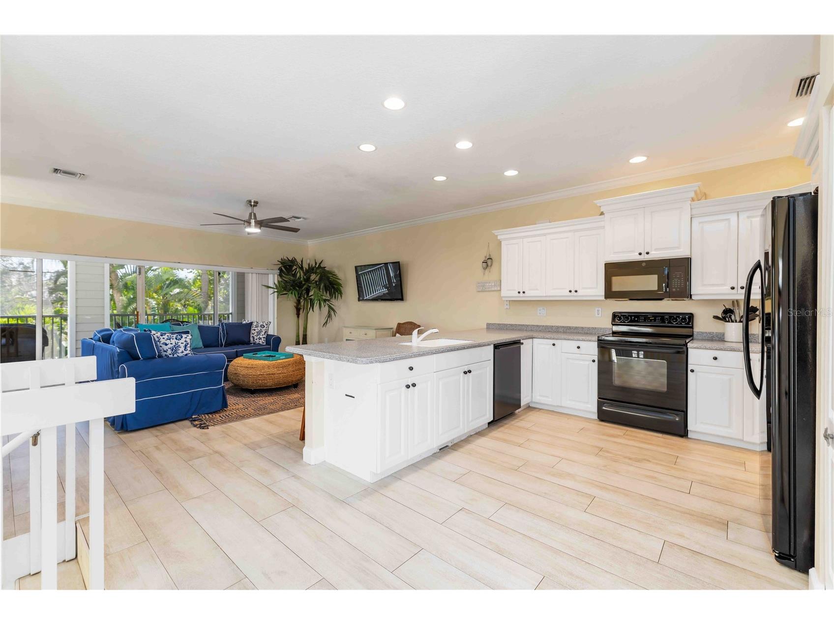 215 81st Street Holmes Beach FL 34217 A4690200 image15