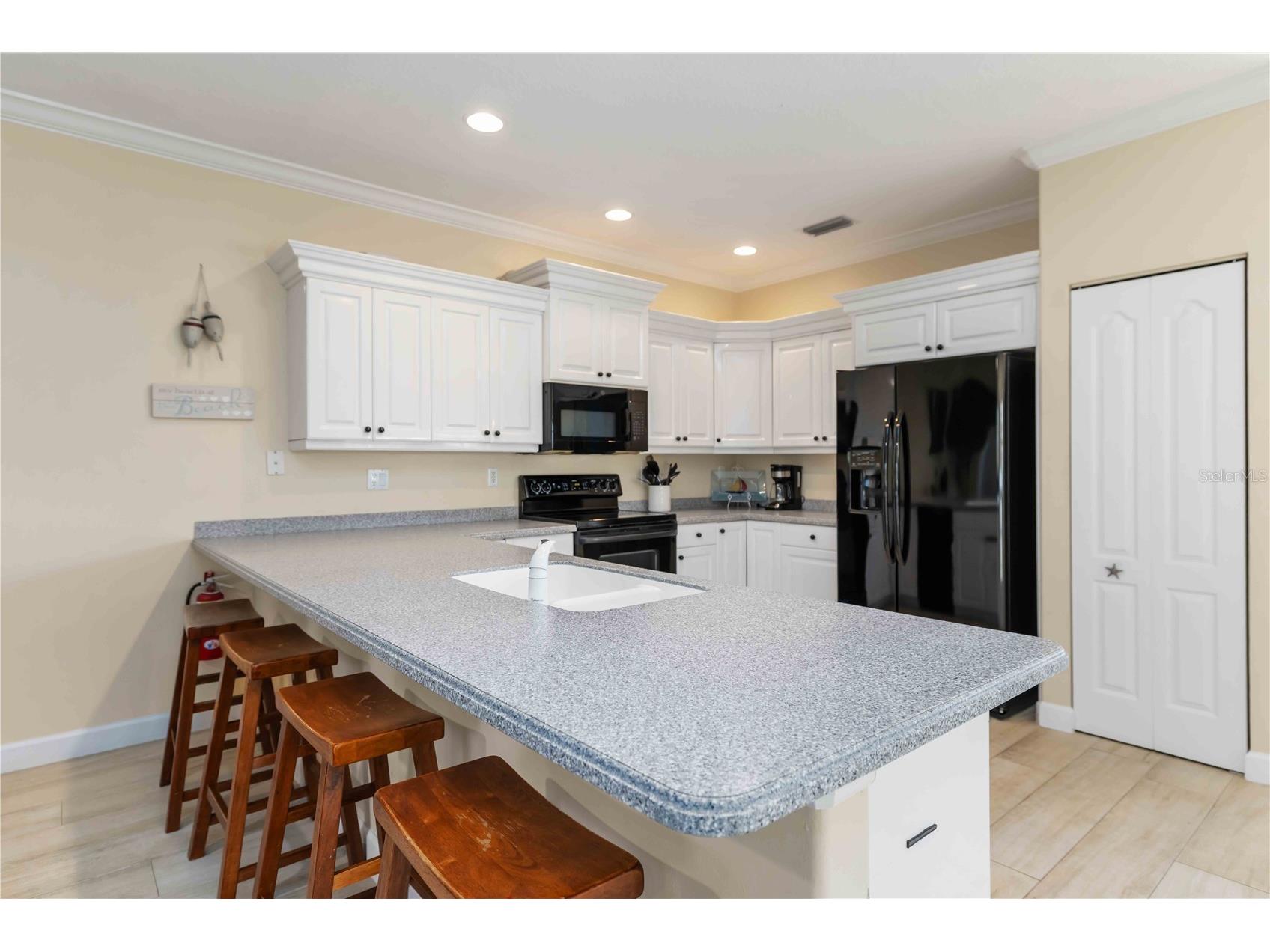 215 81st Street Holmes Beach FL 34217 A4690200 image17