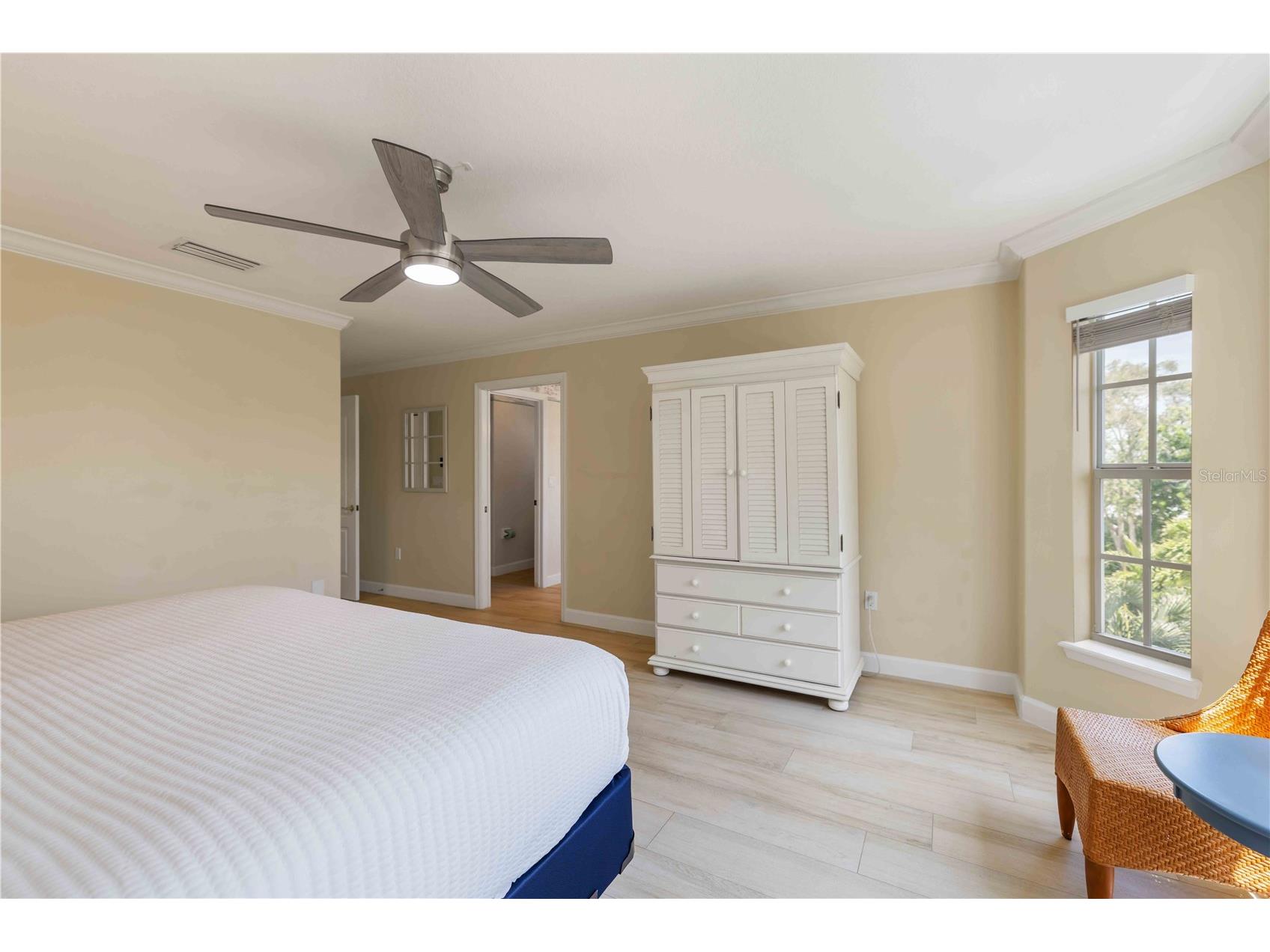 215 81st Street Holmes Beach FL 34217 A4690200 image40