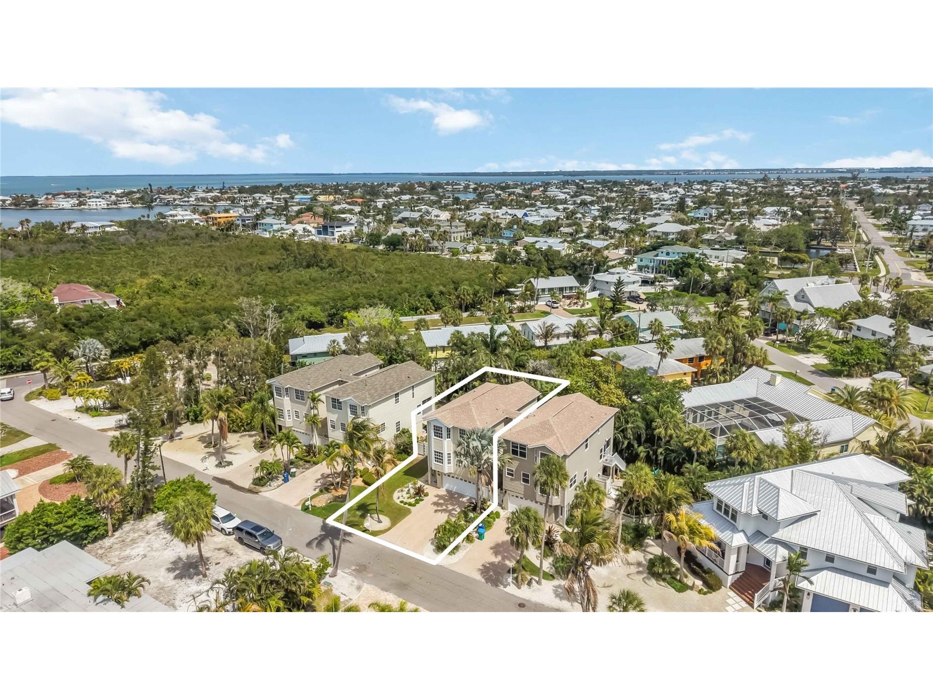 215 81st Street Holmes Beach FL 34217 A4690200 image52