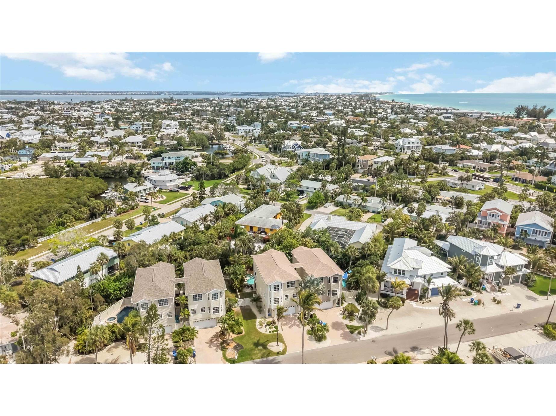 215 81st Street Holmes Beach FL 34217 A4690200 image57