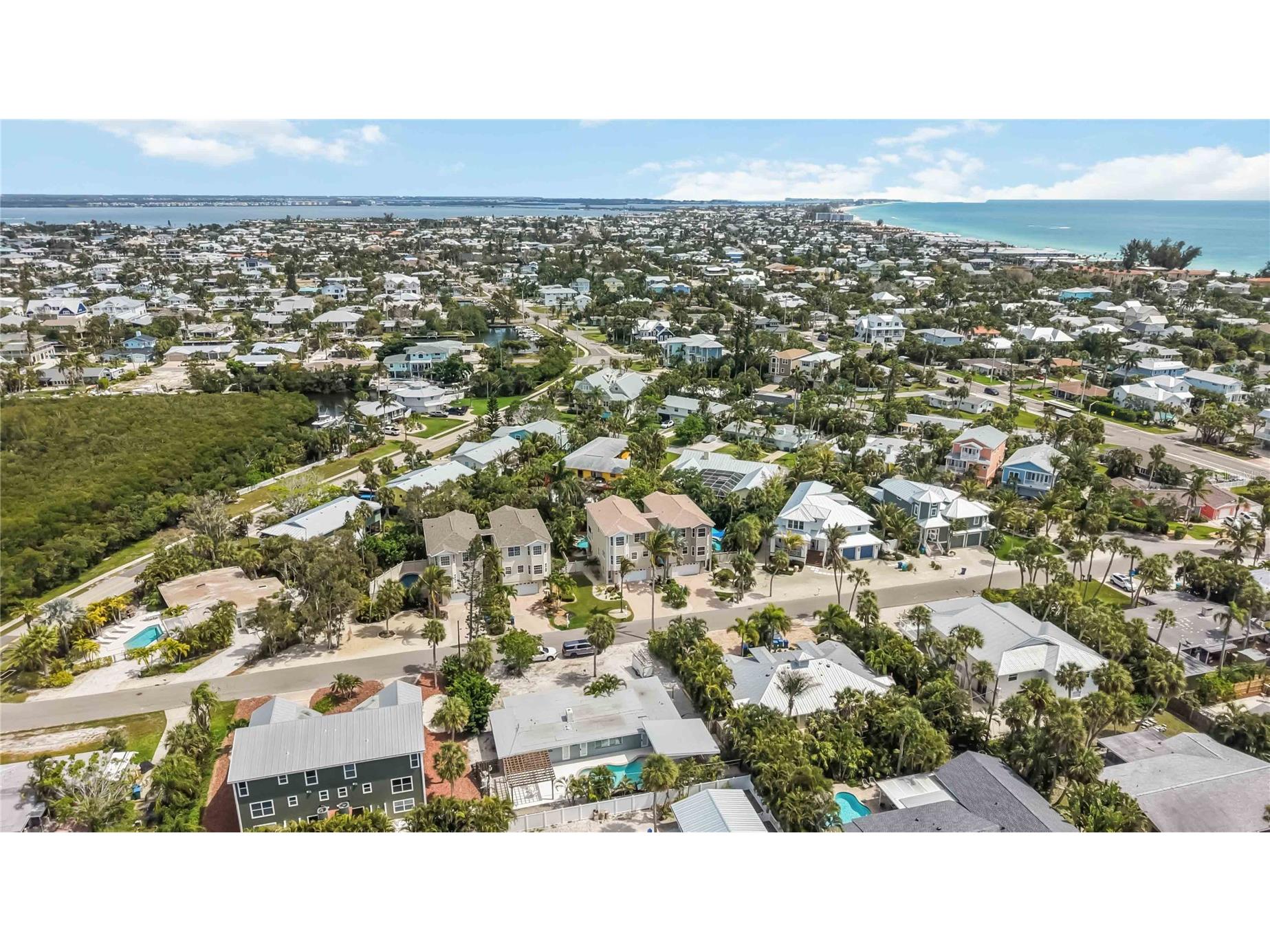 215 81st Street Holmes Beach FL 34217 A4690200 image58