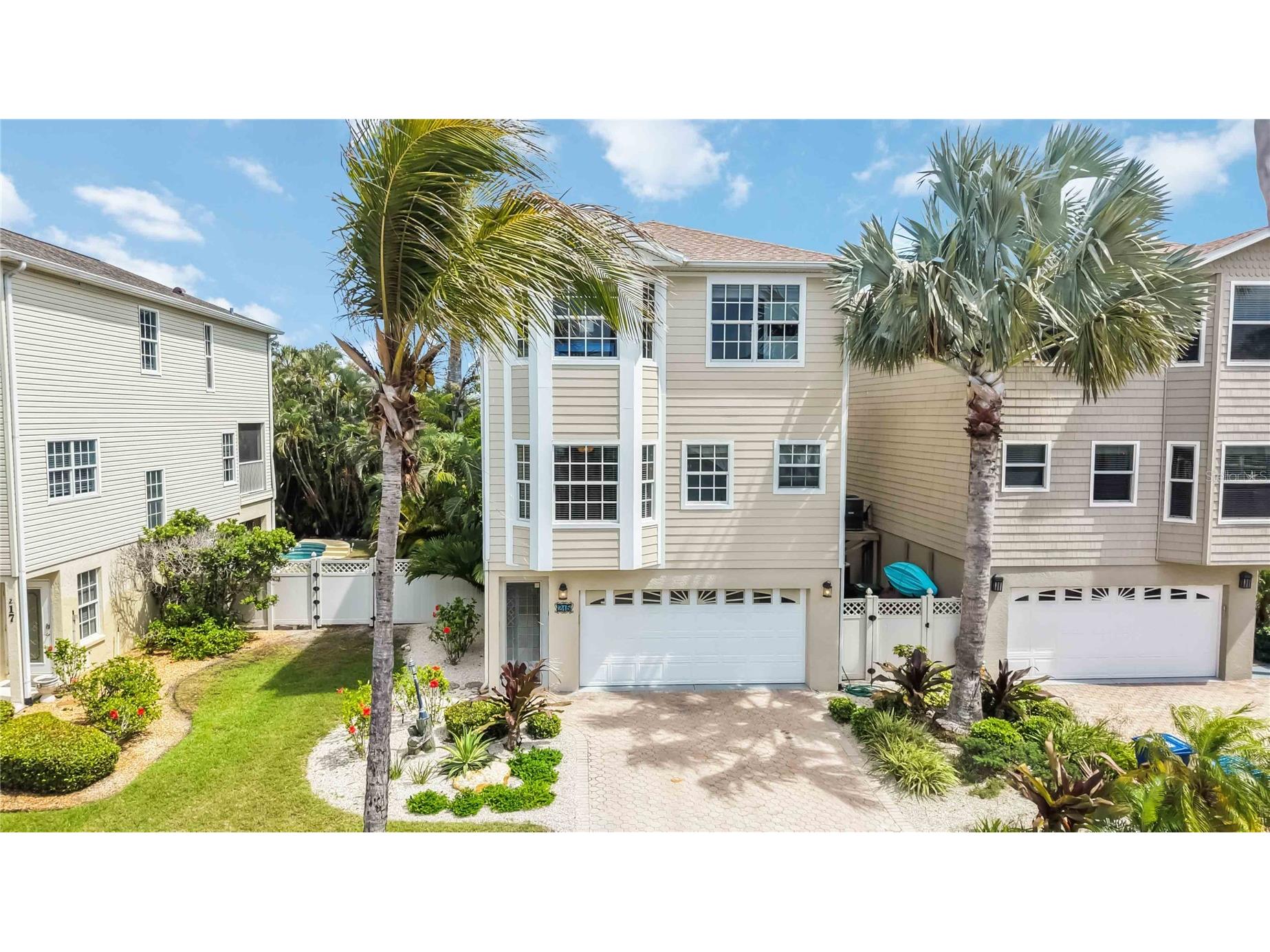 215 81st Street Holmes Beach FL 34217 A4690200 image6