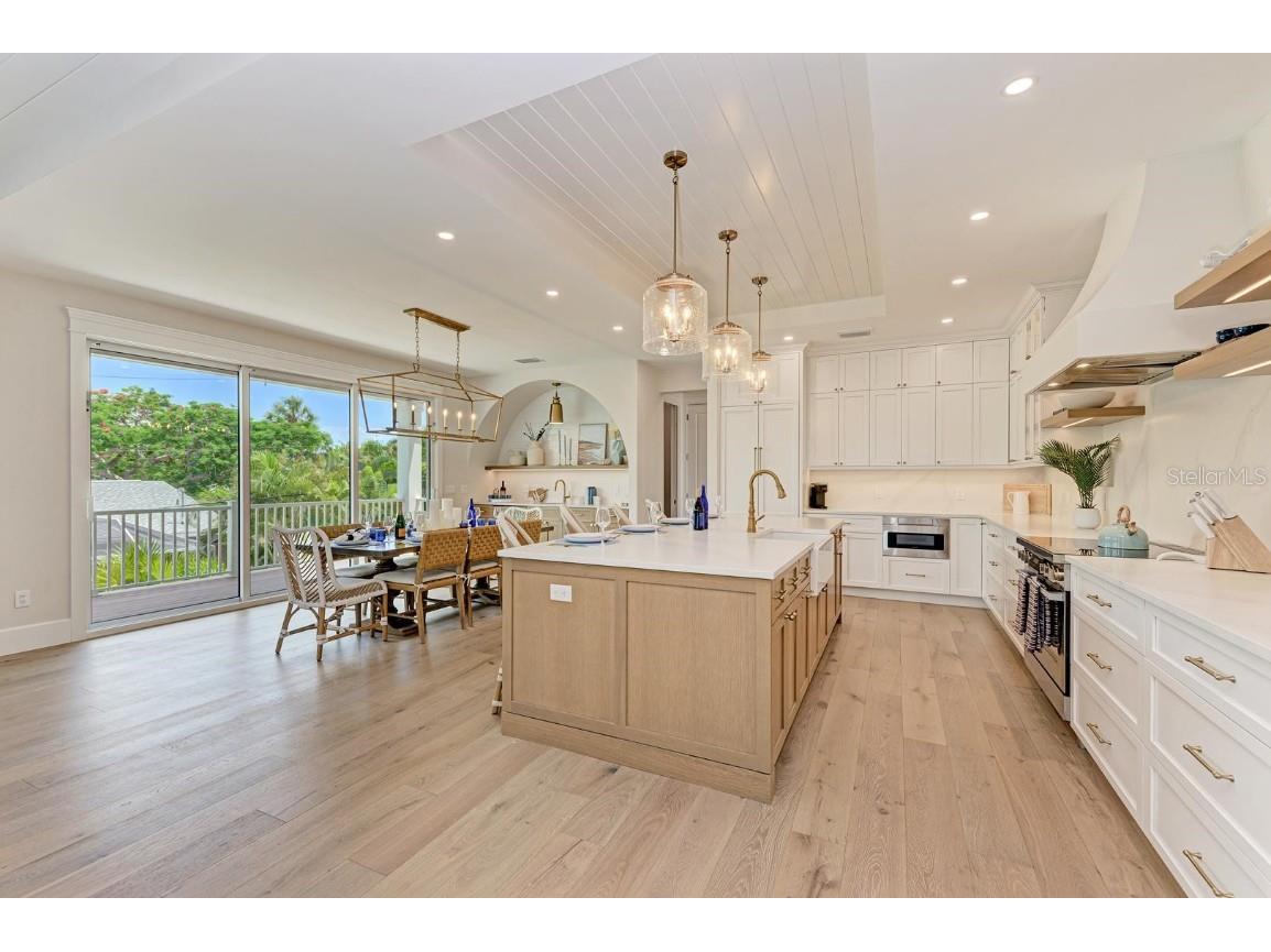 215 83rd Street Holmes Beach FL 34217 A4643754 image16