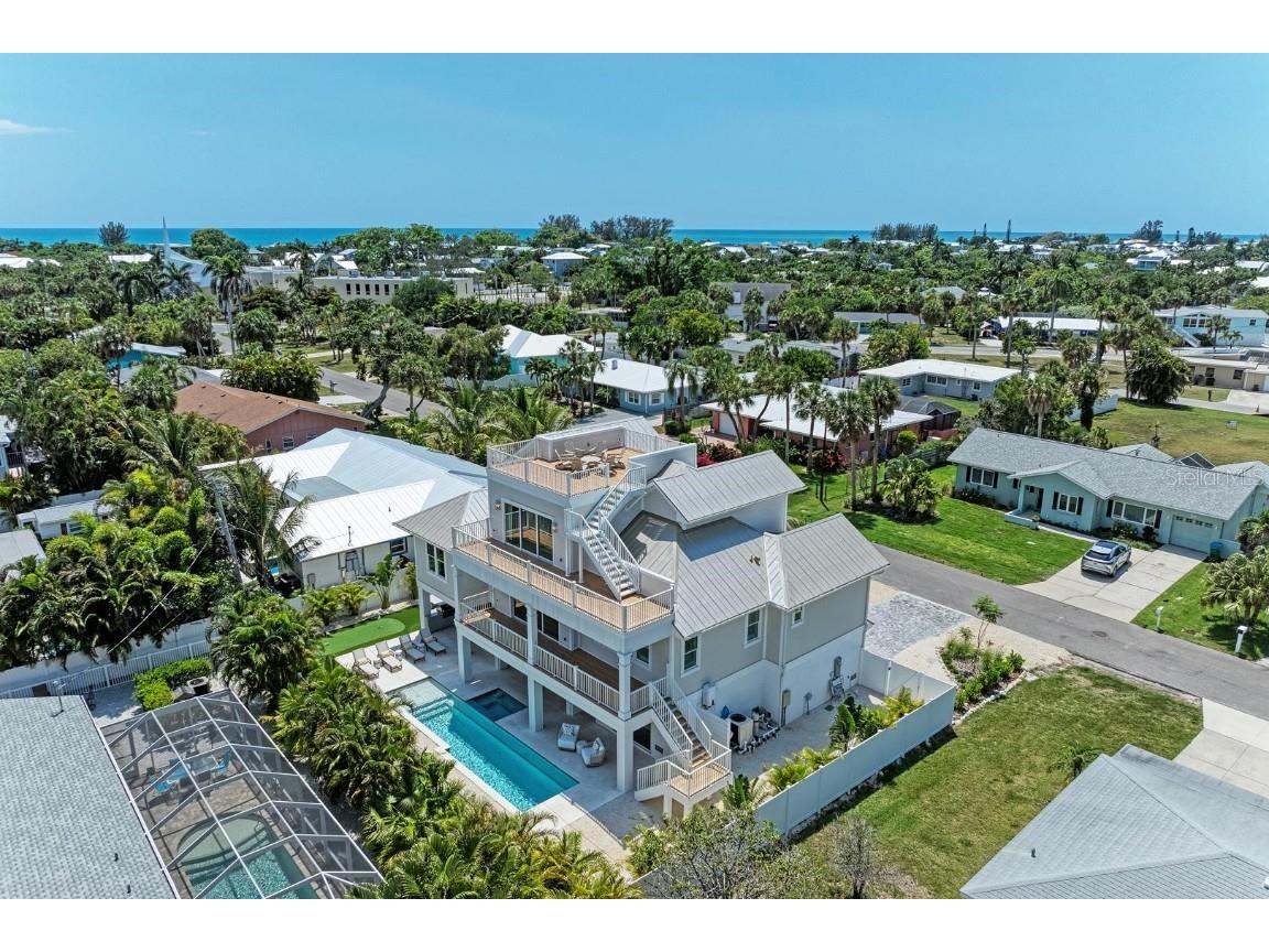 215 83rd Street Holmes Beach FL 34217 A4643754 image2