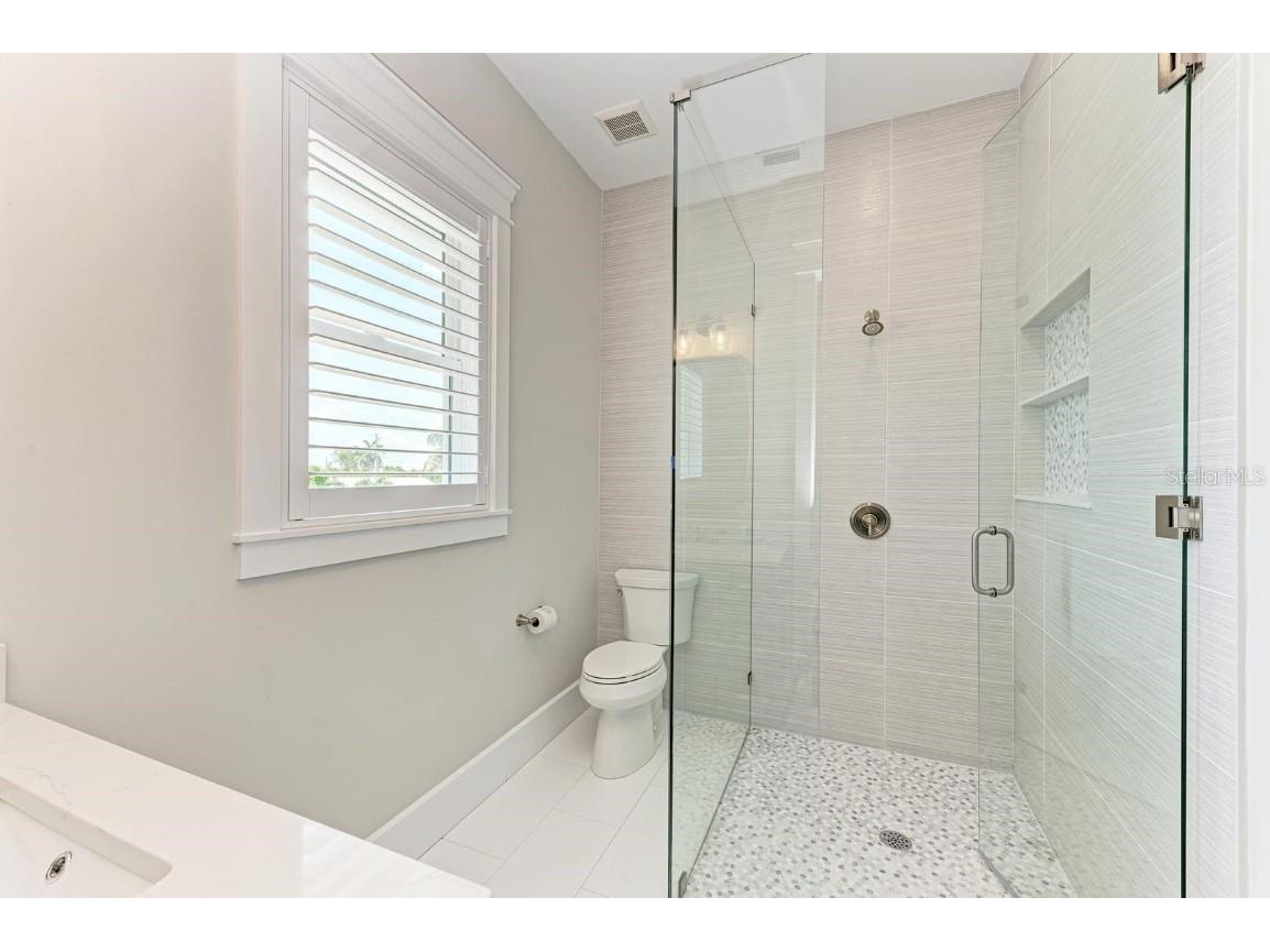 215 83rd Street Holmes Beach FL 34217 A4643754 image36