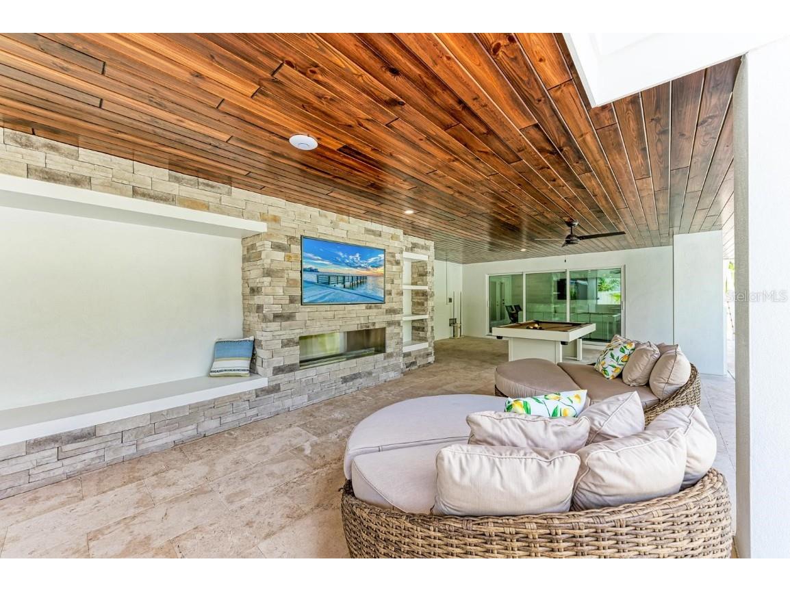 215 83rd Street Holmes Beach FL 34217 A4643754 image6