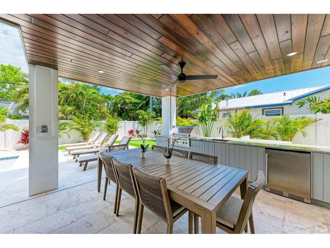 215 83rd Street Holmes Beach FL 34217 A4643754 image7