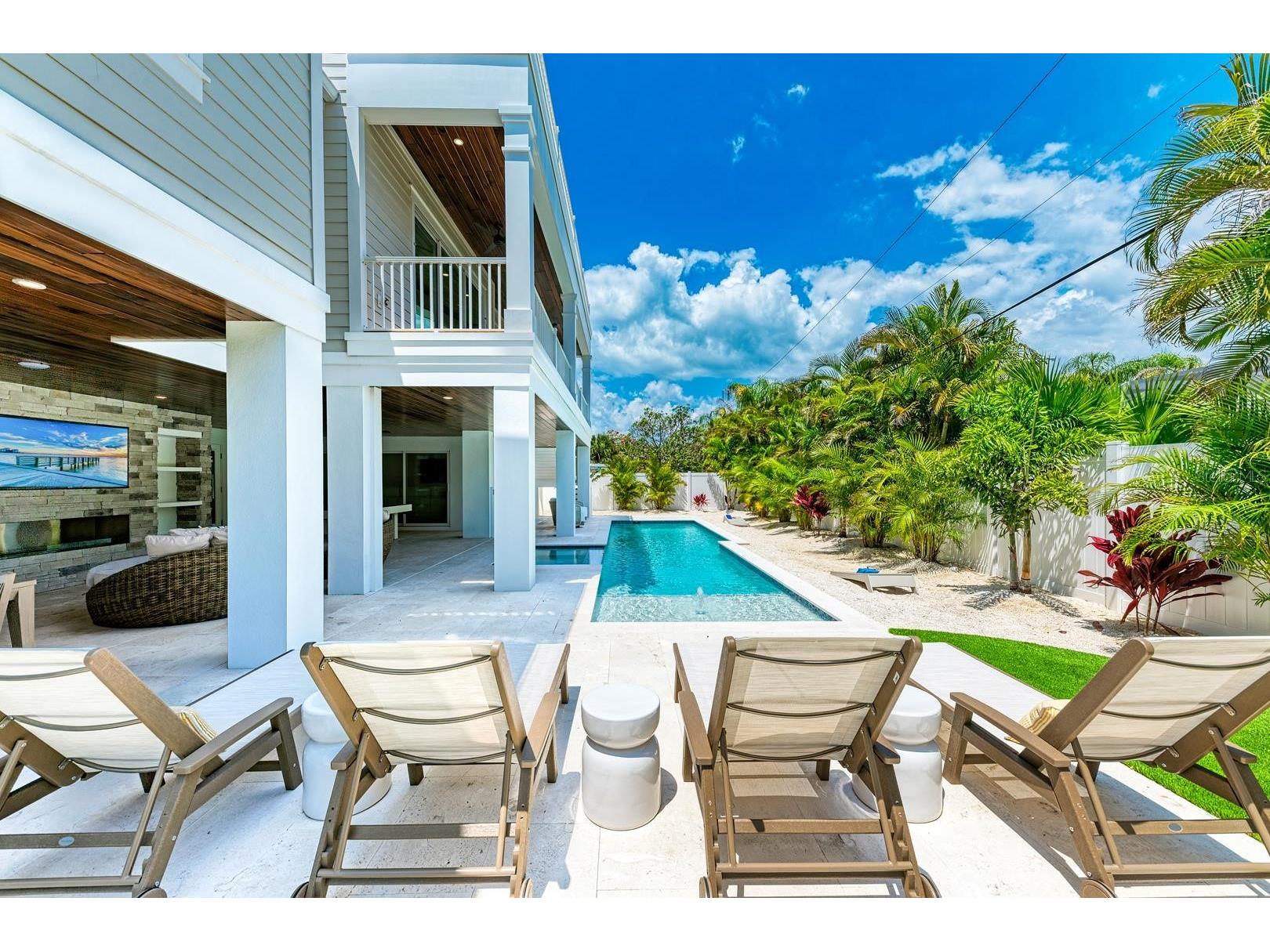 215 83rd Street Holmes Beach FL 34217 A4681928 image10