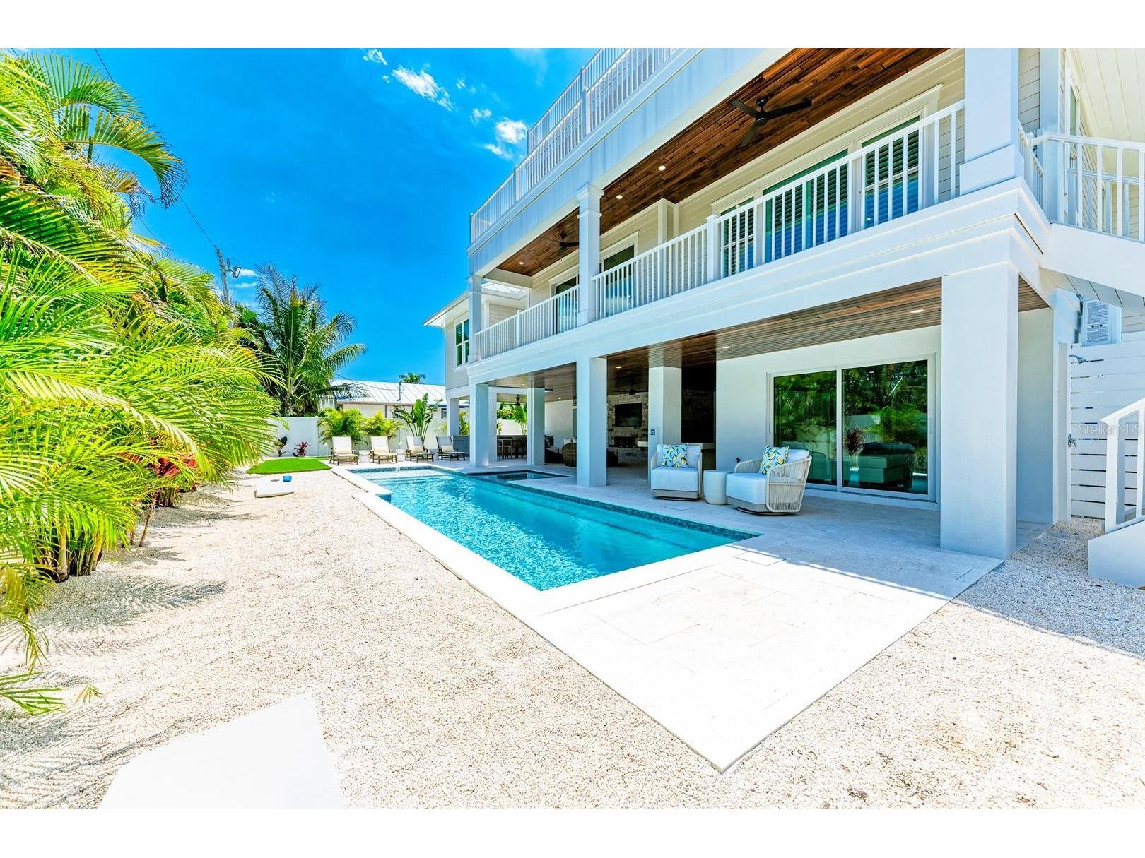 215 83rd Street Holmes Beach FL 34217 A4681928 image2