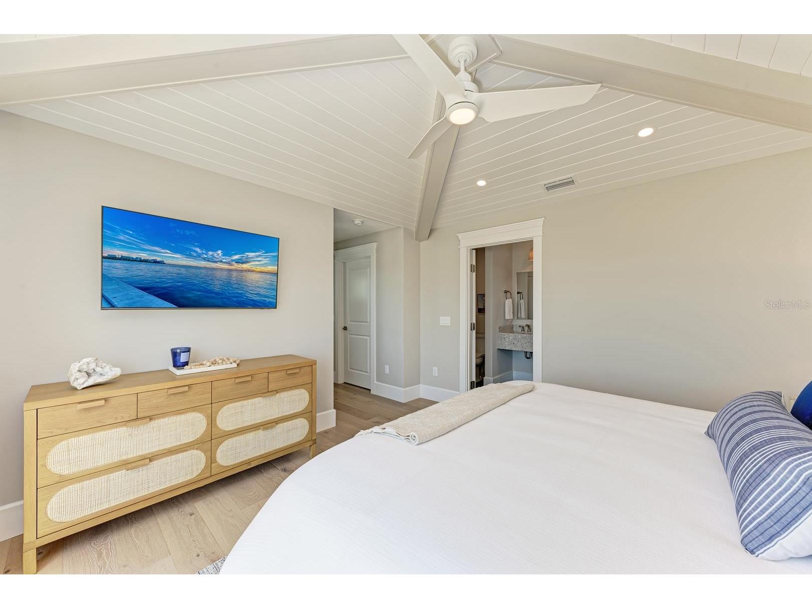 215 83rd Street Holmes Beach FL 34217 A4681928 image44