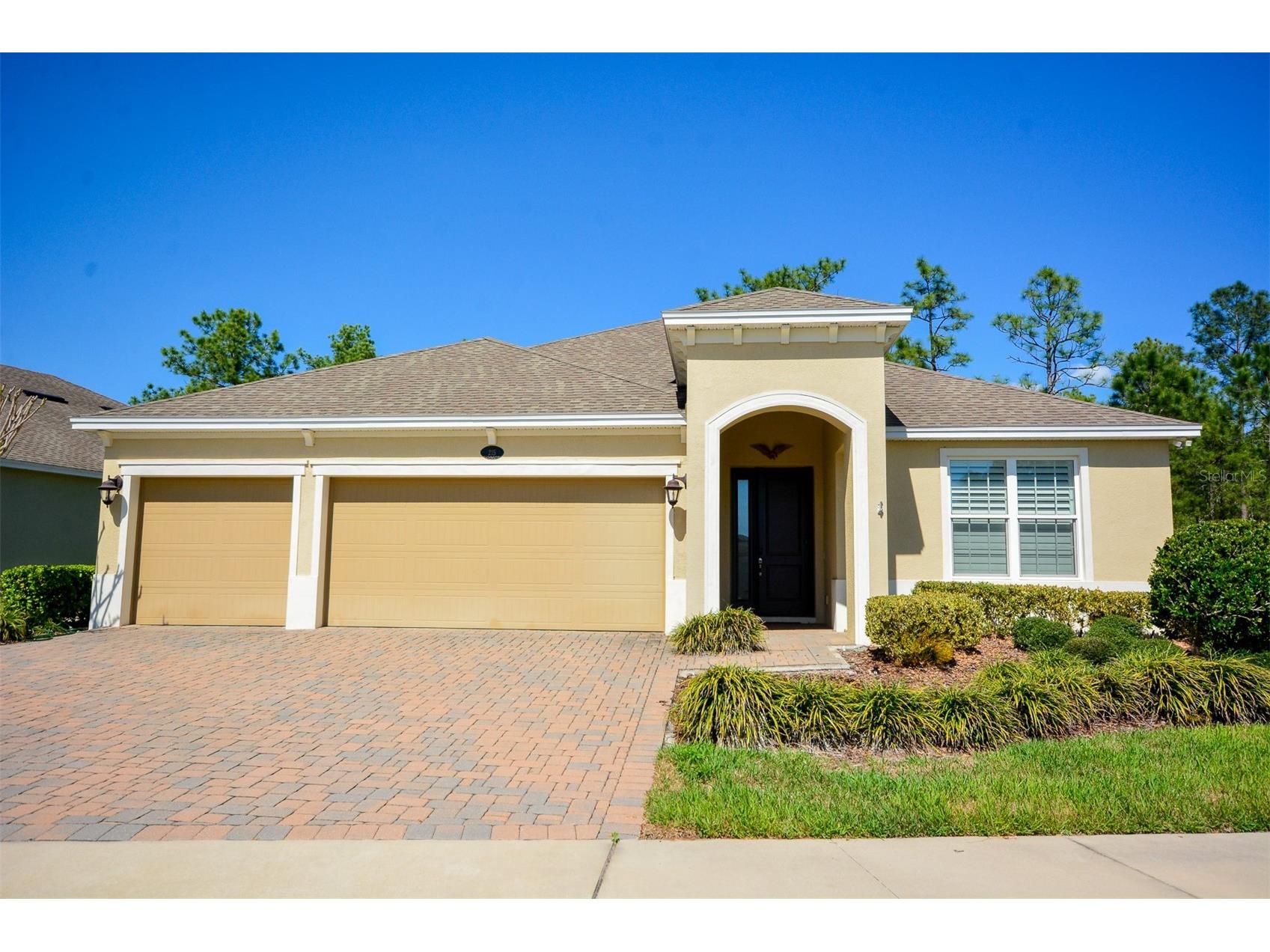 215 Avenham Drive Deland FL 32724 O6388928 image1