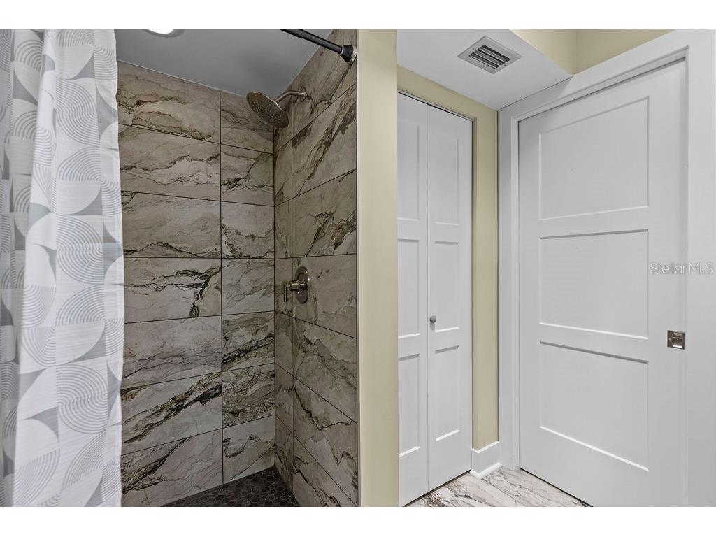 215 Boca Ciega Point Boulevard N #3 Saint Petersburg FL 33708 TB8519587 image22