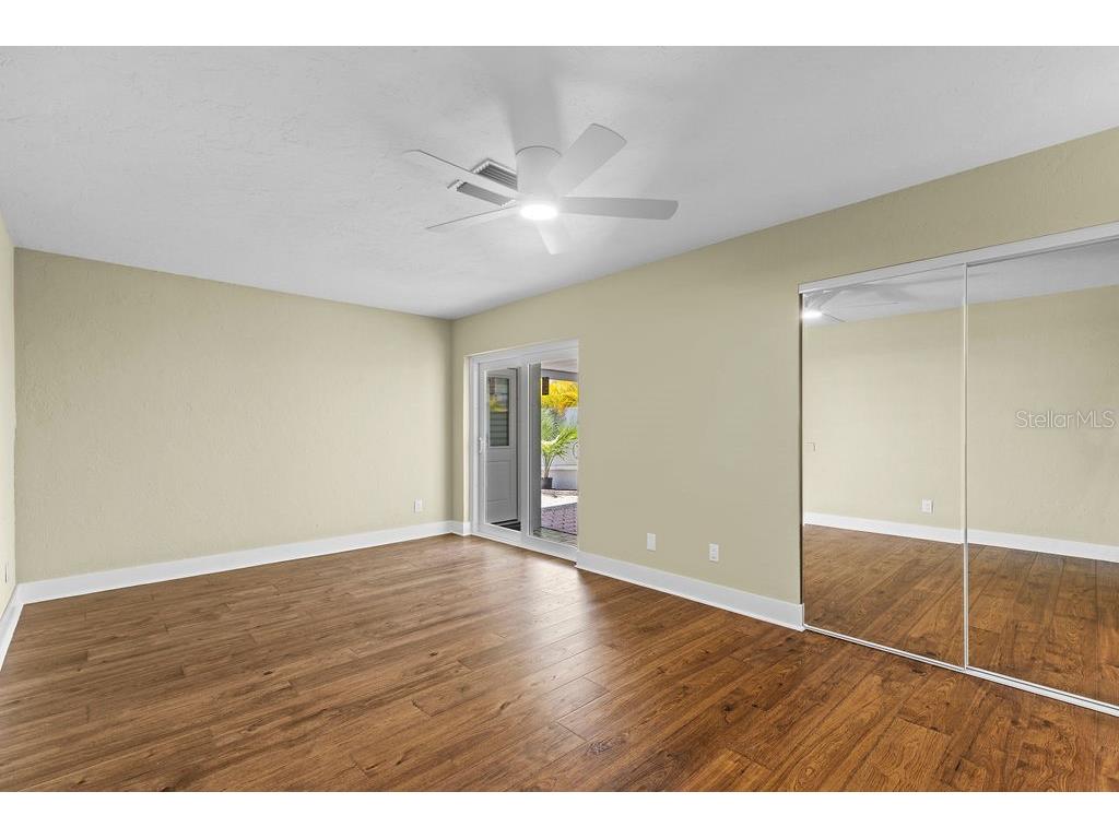 215 Boca Ciega Point Boulevard N #3 Saint Petersburg FL 33708 TB8519587 image25