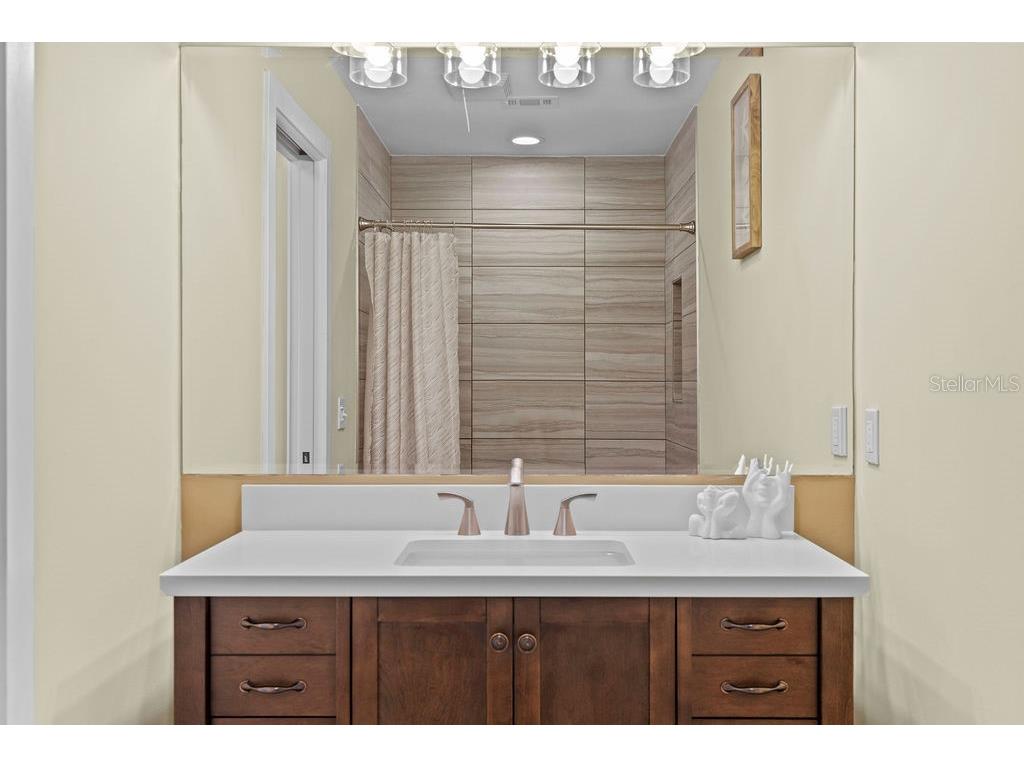 215 Boca Ciega Point Boulevard N #3 Saint Petersburg FL 33708 TB8519587 image36
