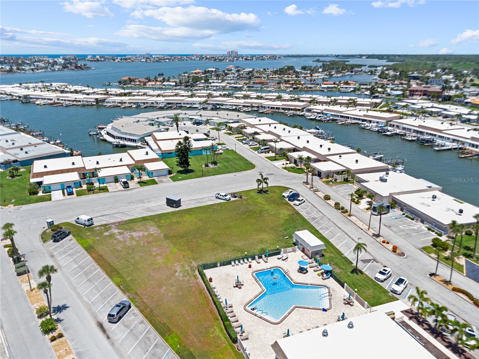 215 Boca Ciega Point Boulevard N #3 Saint Petersburg FL 33708 TB8519587 image71