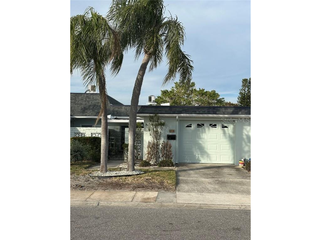 215 Boca Ciega Point Boulevard N #3002 Saint Petersburg FL 33708 TB8333025 image1