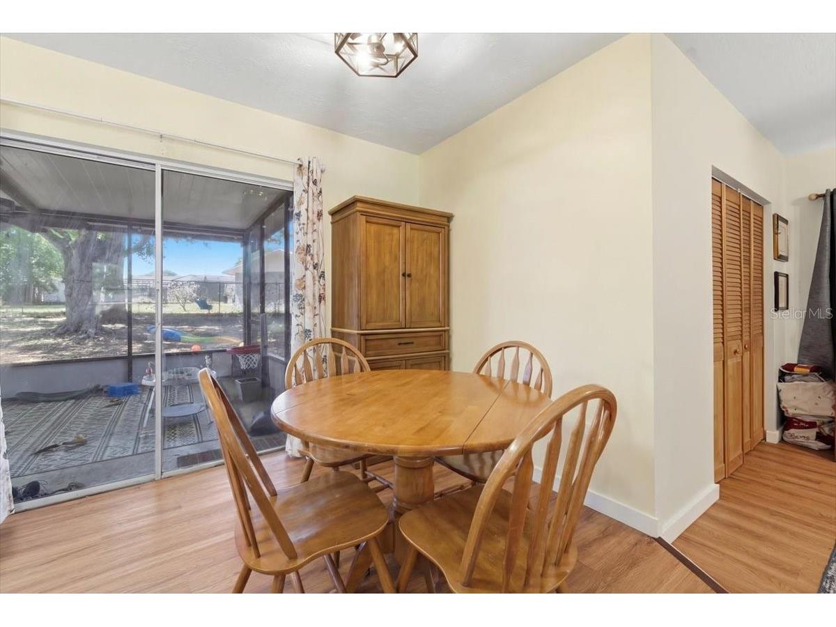 215 Carla Ann Court Auburndale FL 33823 L4960368 image8