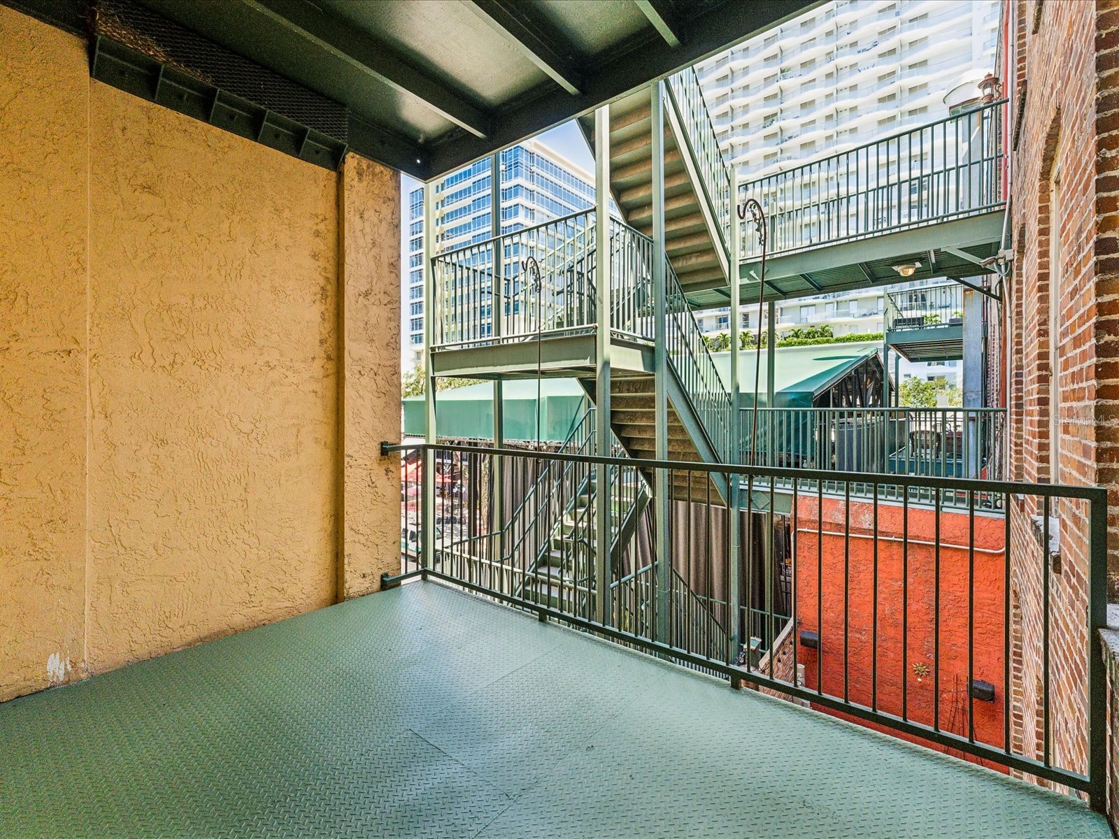 215 Central Avenue #3F Saint Petersburg FL 33701 TB8505968 image21