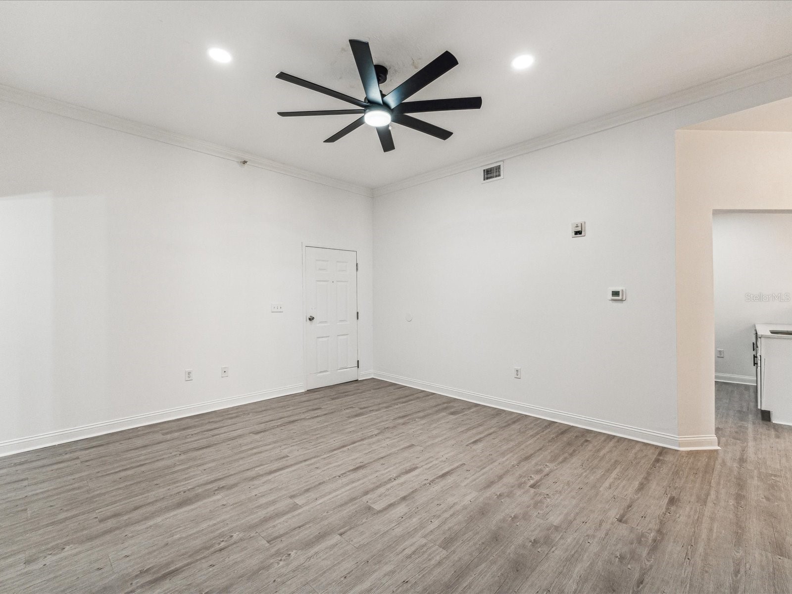 215 Central Avenue #3F Saint Petersburg FL 33701 TB8505968 image4