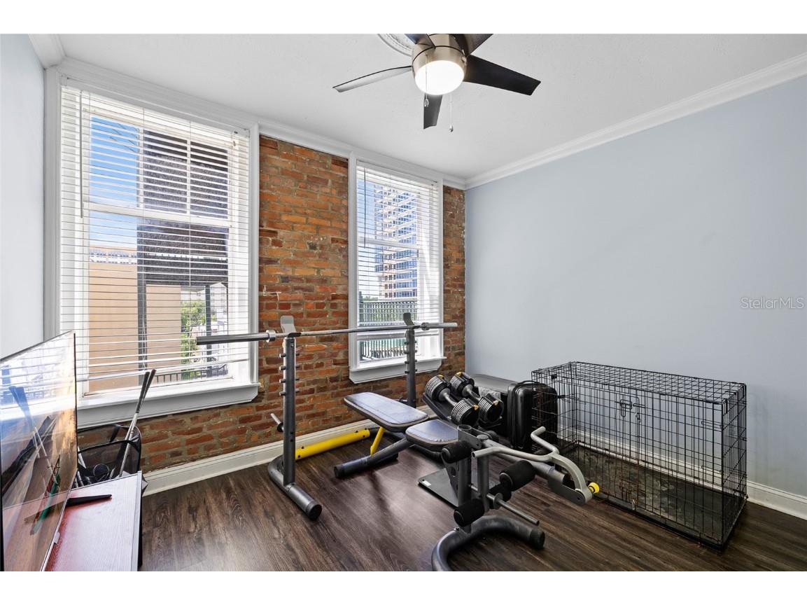 215 Central Avenue #4F Saint Petersburg FL 33701 TB8368799 image20