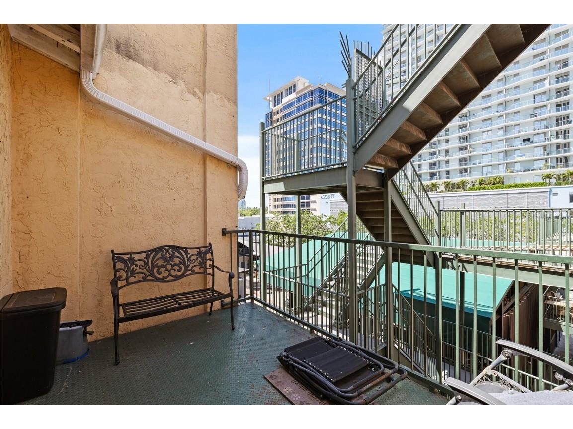 215 Central Avenue #4F Saint Petersburg FL 33701 TB8400529 image13