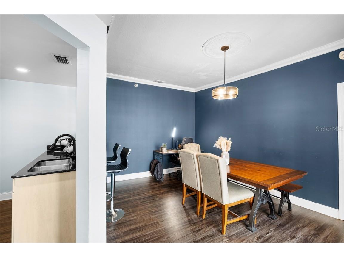 215 Central Avenue #4F Saint Petersburg FL 33701 TB8400529 image7