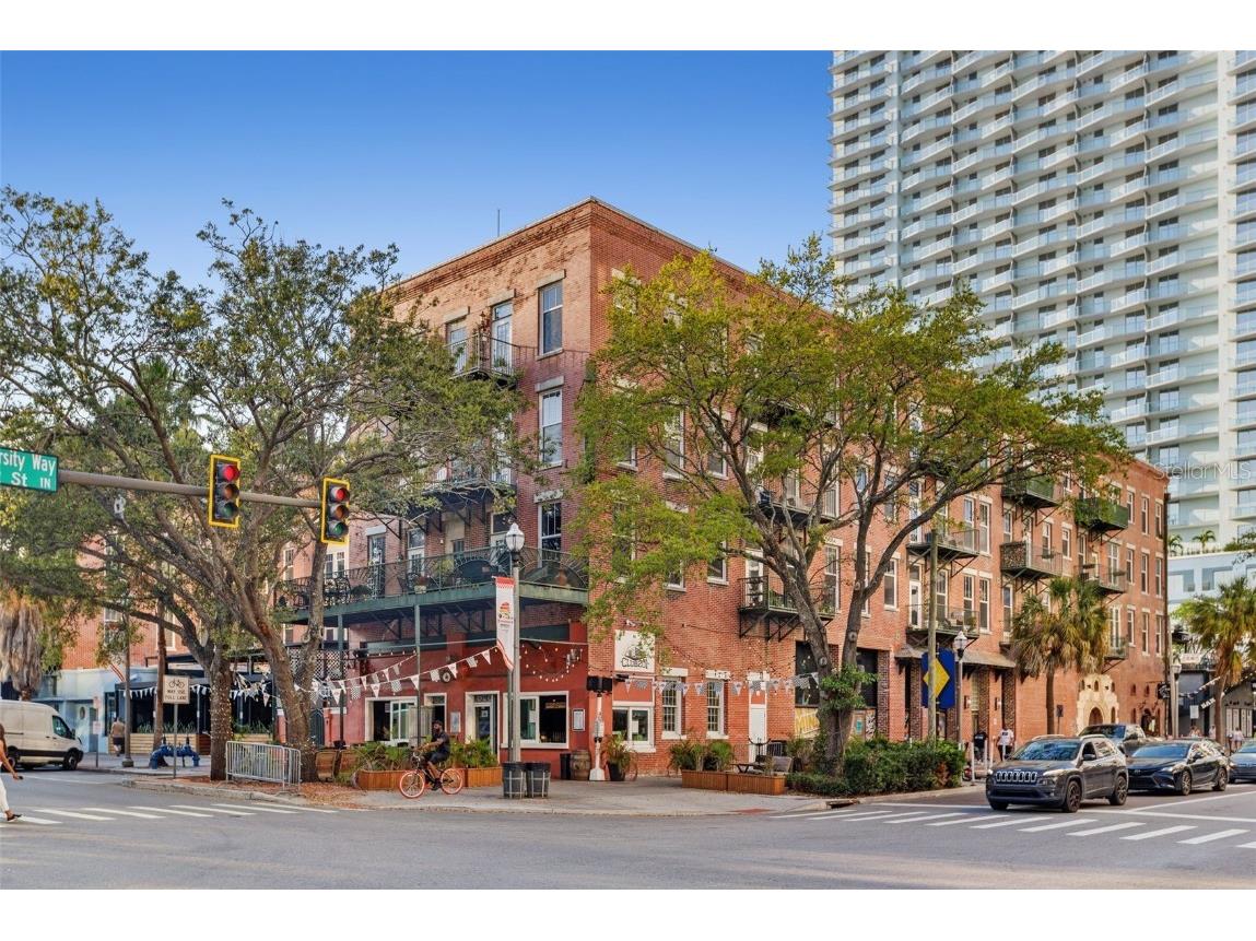 215 Central Avenue #4H Saint Petersburg FL 33701 U8193094 image1