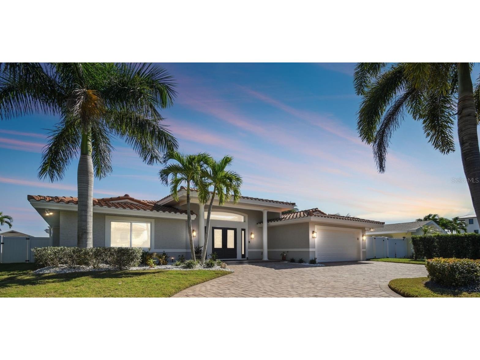 215 Driftwood Lane Largo FL 33770 T3491890 image1