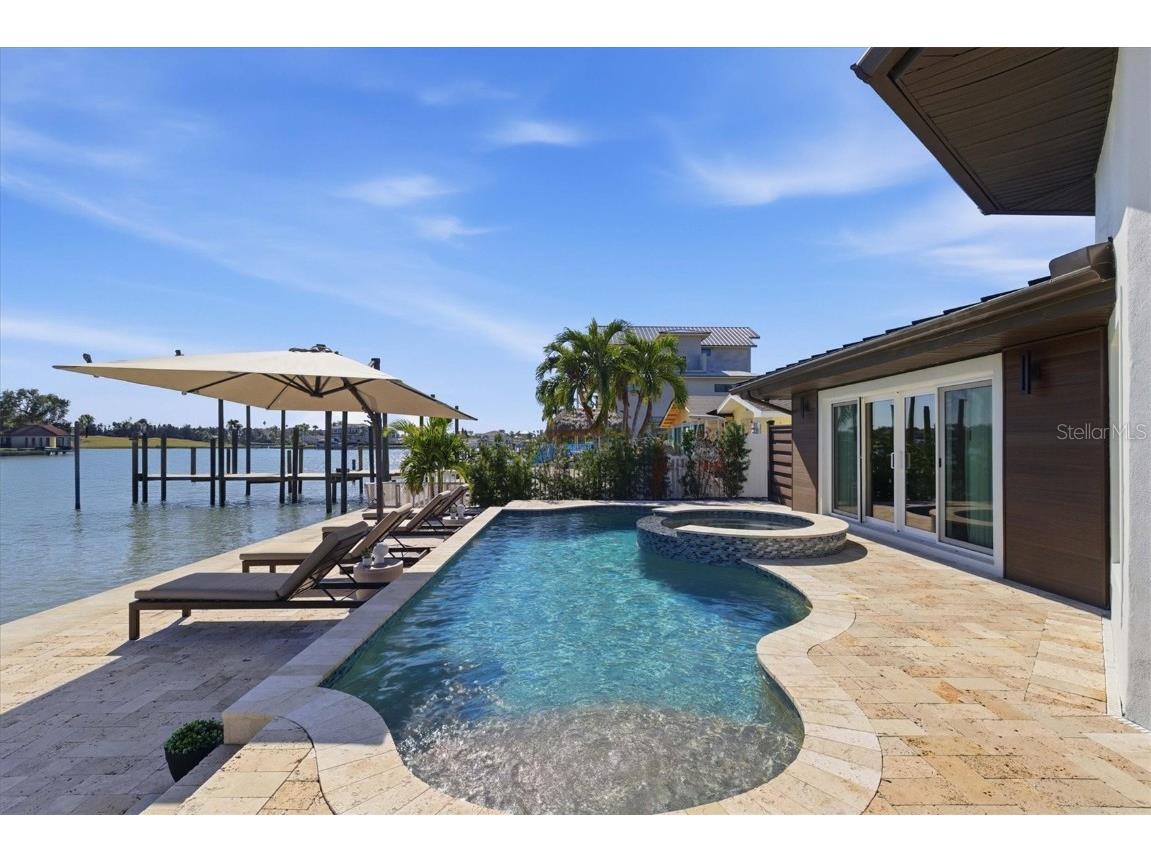 215 Driftwood Lane Largo FL 33770 TB8450841 image64