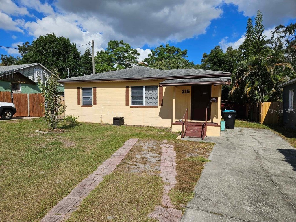 215 E Esther Street Orlando FL 32806 O6156786 image1