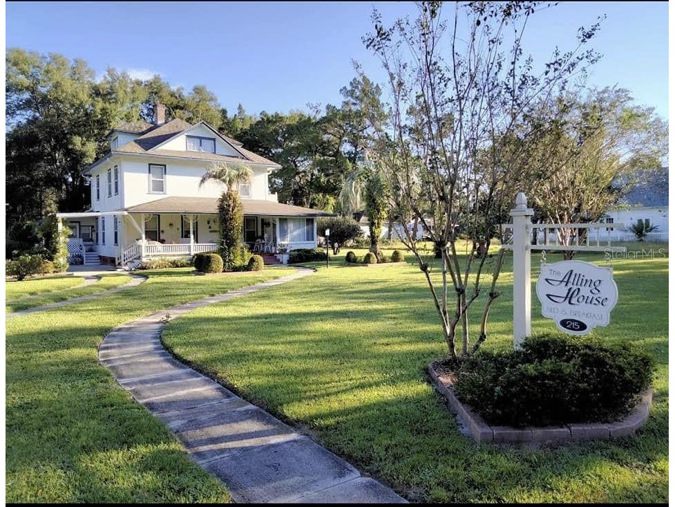 215 E French Avenue Orange City FL 32763 O6397696 image1