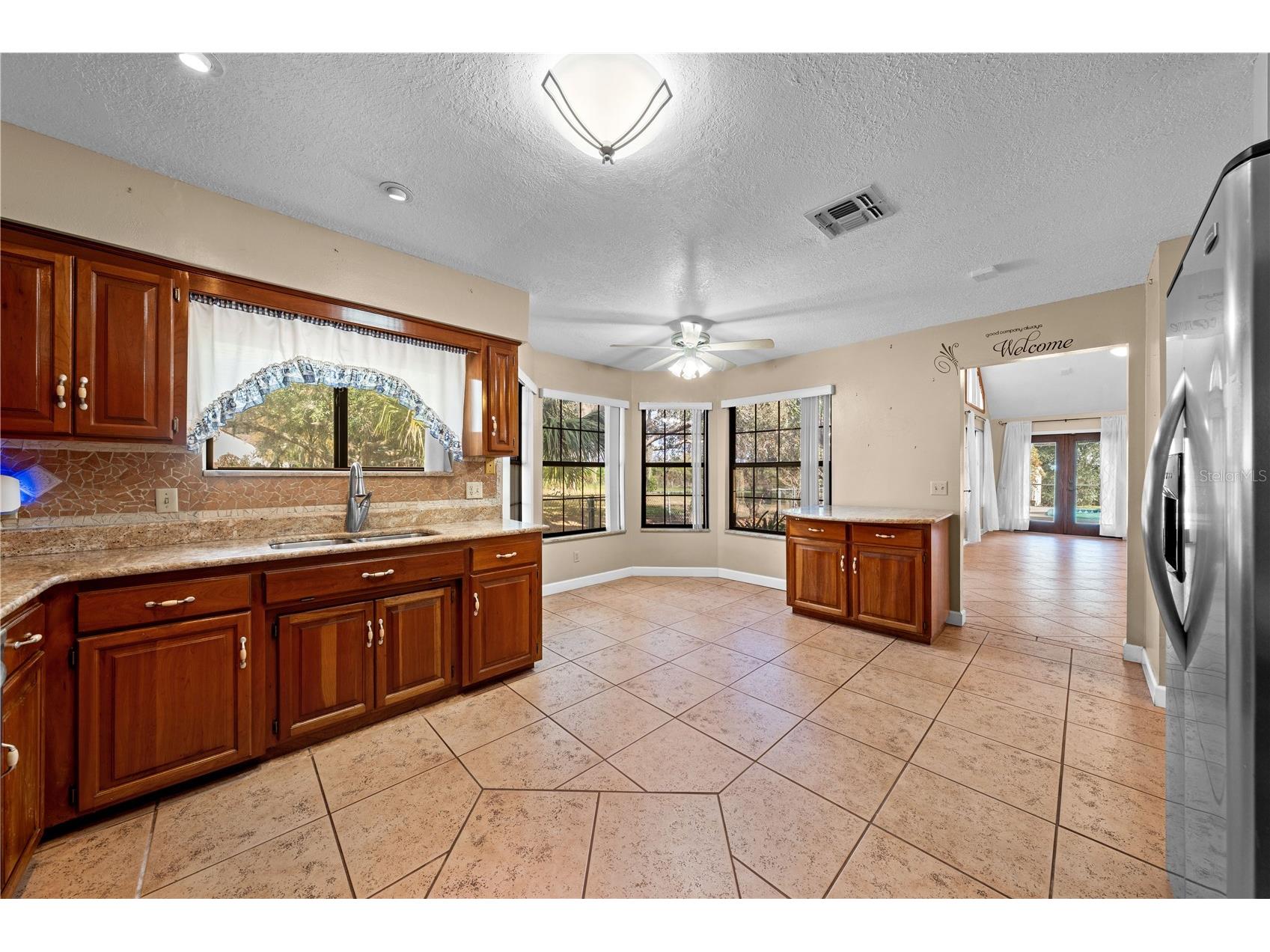 215 E Lake Shore Boulevard Kissimmee FL 34744 - EAST LAKE TOHO O6369181 image19
