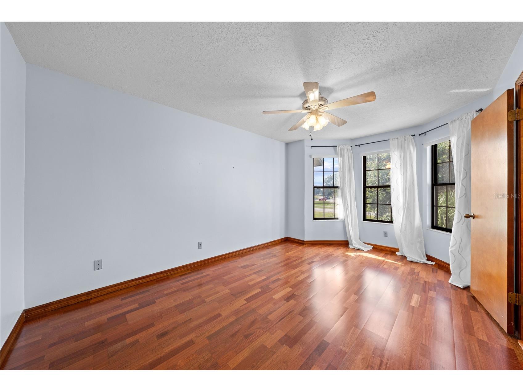 215 E Lake Shore Boulevard Kissimmee FL 34744 - EAST LAKE TOHO O6369181 image36