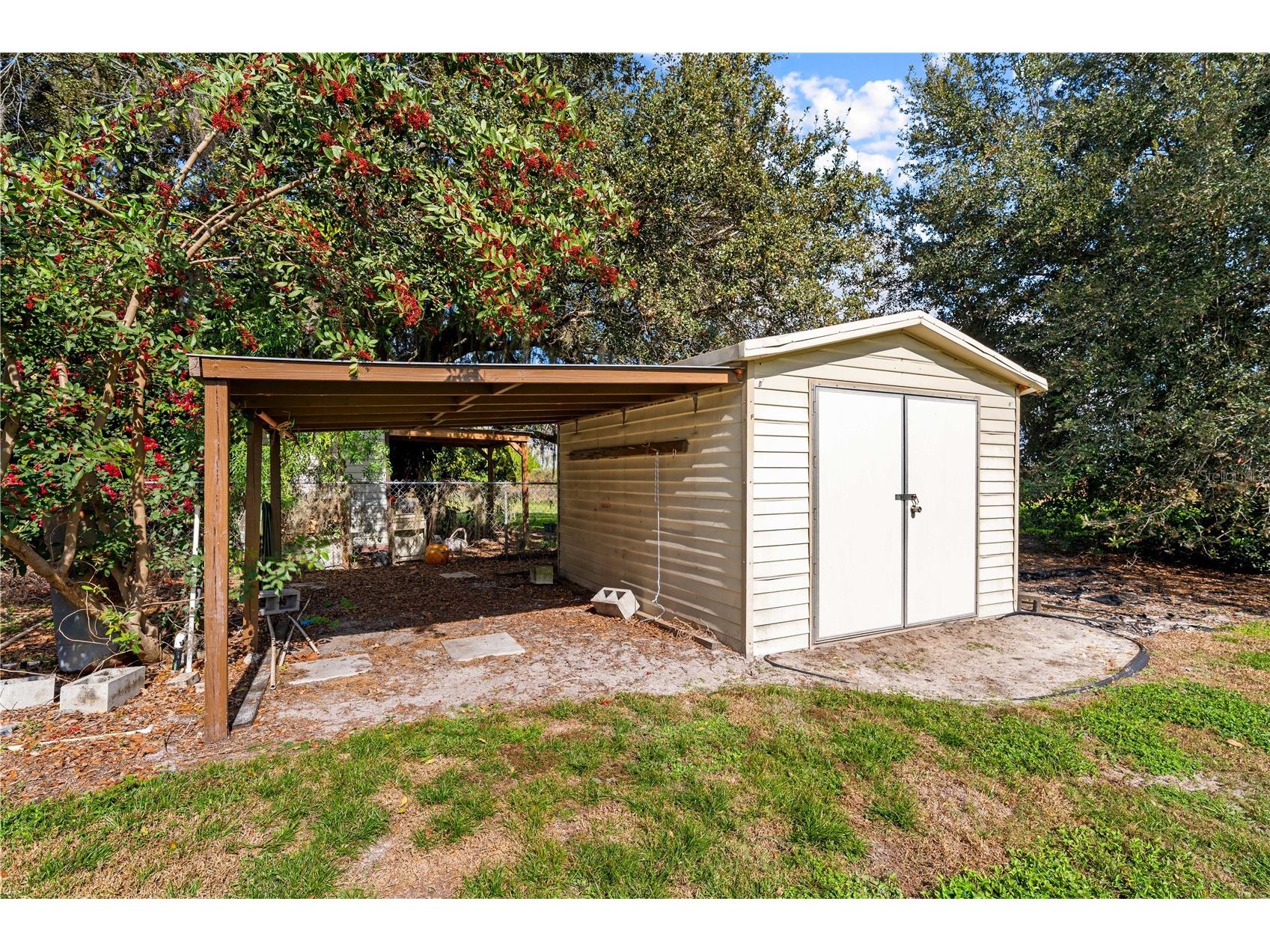 215 E Lake Shore Boulevard Kissimmee FL 34744 - EAST LAKE TOHO O6369181 image56