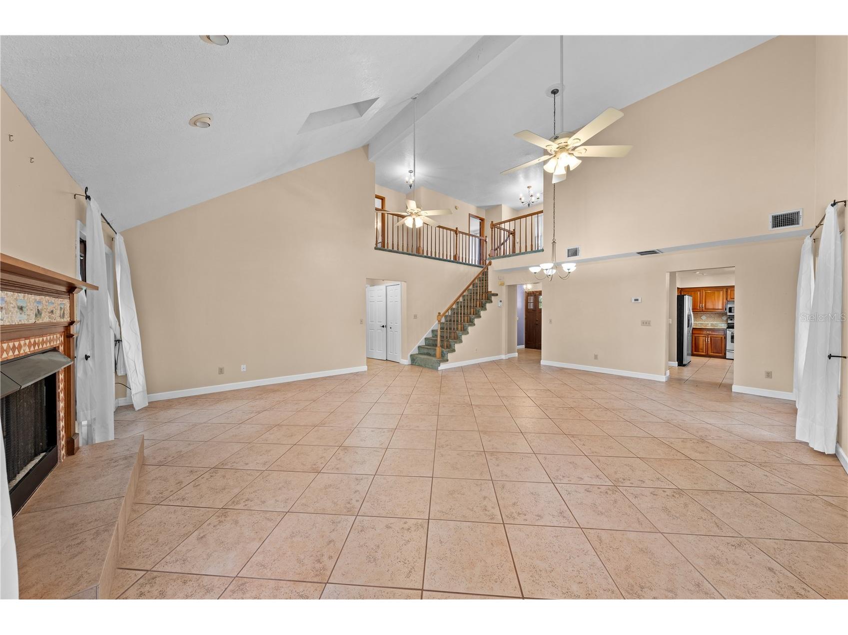 215 E Lake Shore Boulevard Kissimmee FL 34744 - EAST LAKE TOHO O6369181 image9