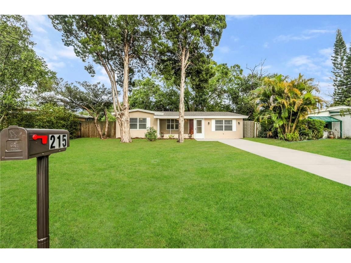 215 Emerald Lane Largo FL 33771 O6120695 image1
