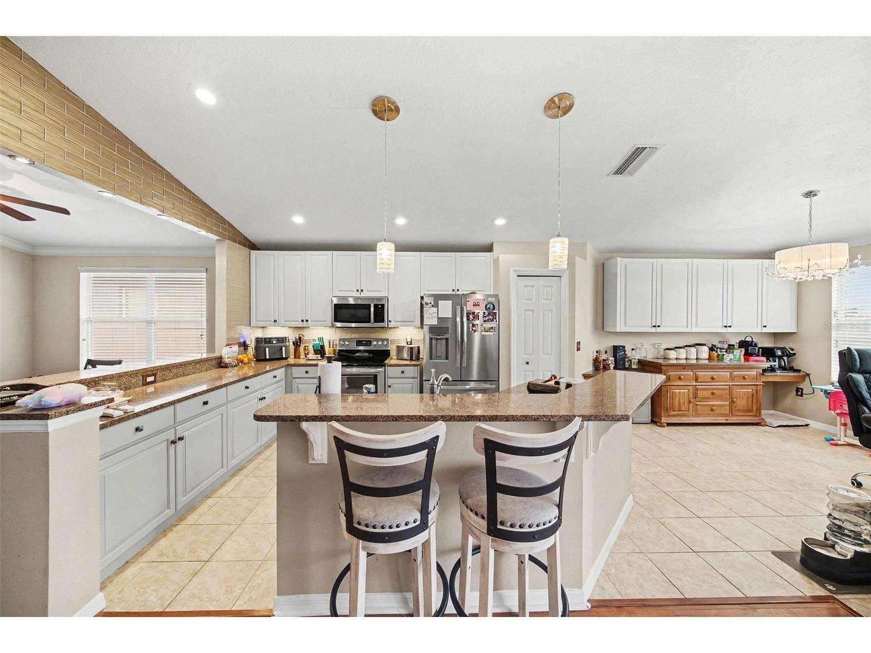 215 Fern Gulley Drive Seffner FL 33584 TB8469407 image7